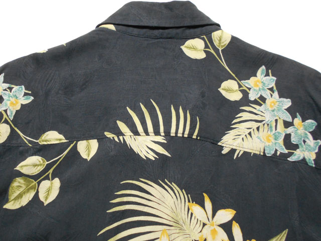 TOMMY BAHAMAのアロハシャツ画像